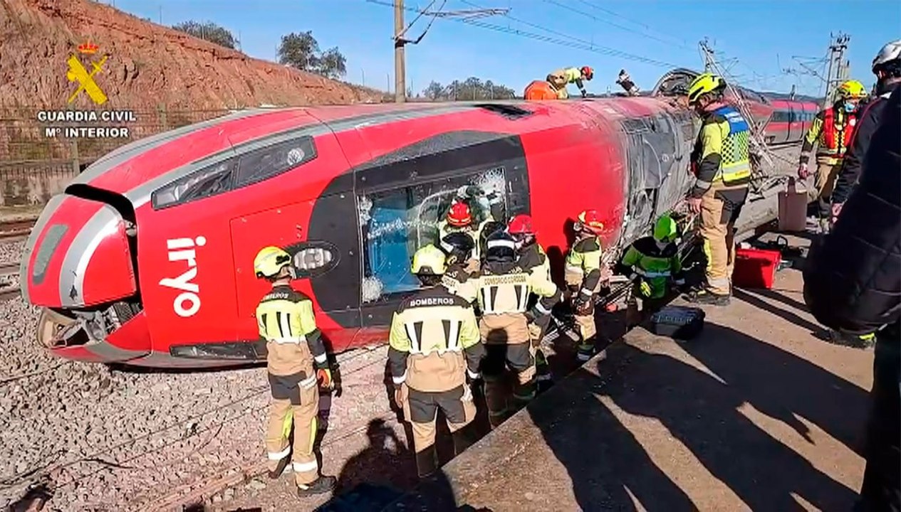 Salen a la luz los escalofriantes audios de la tragedia ferroviaria de Adamuz: ¿Hubo errores fatales de coordinación?