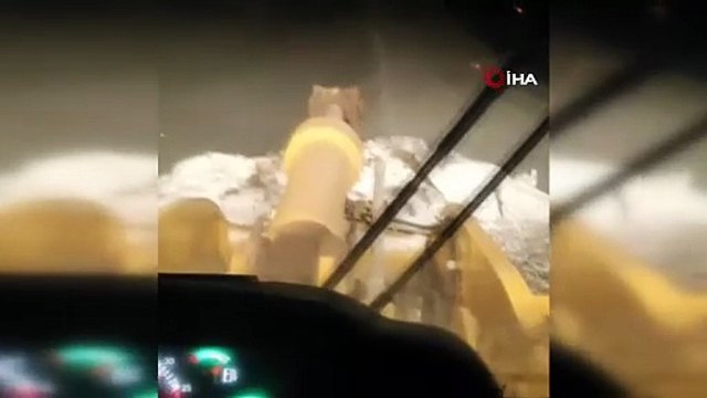 Ağrı’da kar boyu bir metreyi aştı! 110 köye ulaşım kesildi: İşte yol açma çalışmalarında son durum