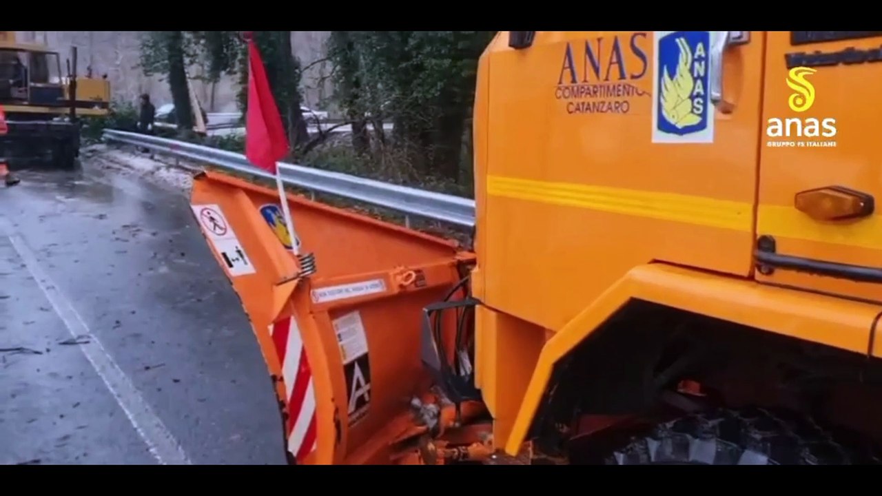 Ciclone Harry, Anas: mezzi e uomini impegnati per garantire la viabilità sulle strade statali di Calabria e Sicilia