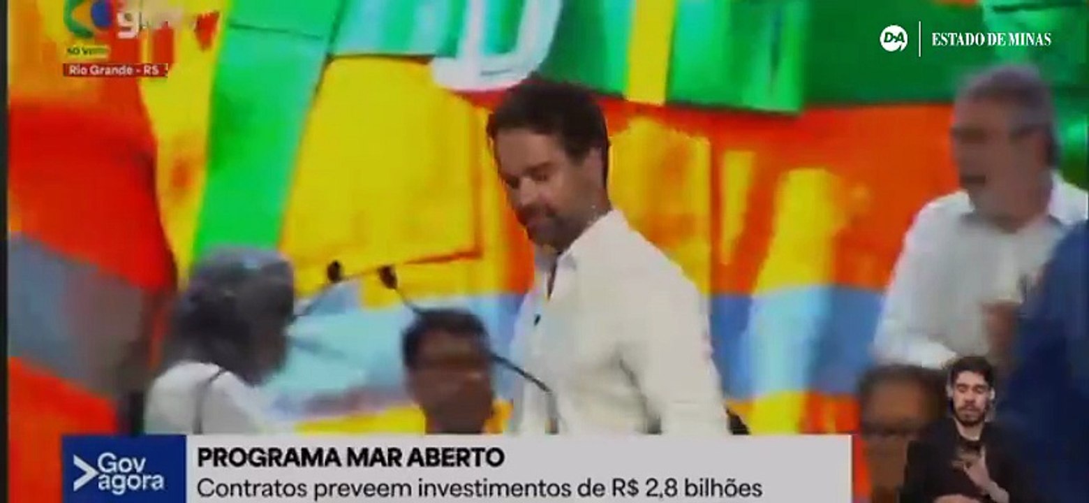 Vaiado em agenda com Lula, Eduardo Leite rebate...