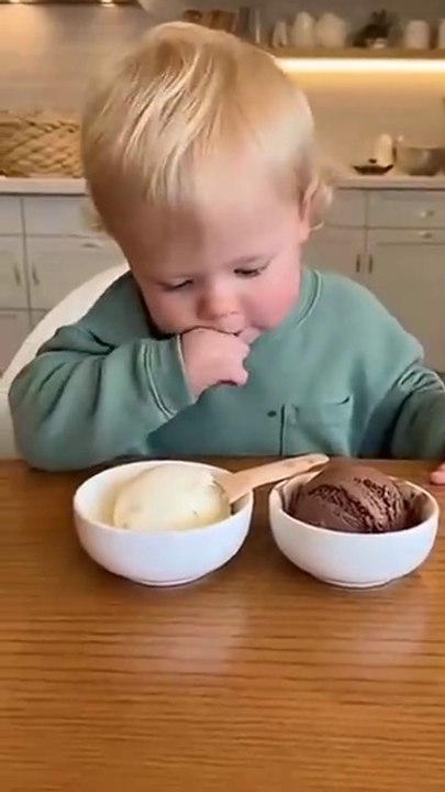 funny baby _funny  _cuteanimals _baby  _explore  _snow _pets _animals _Dailymotion _trending _usa