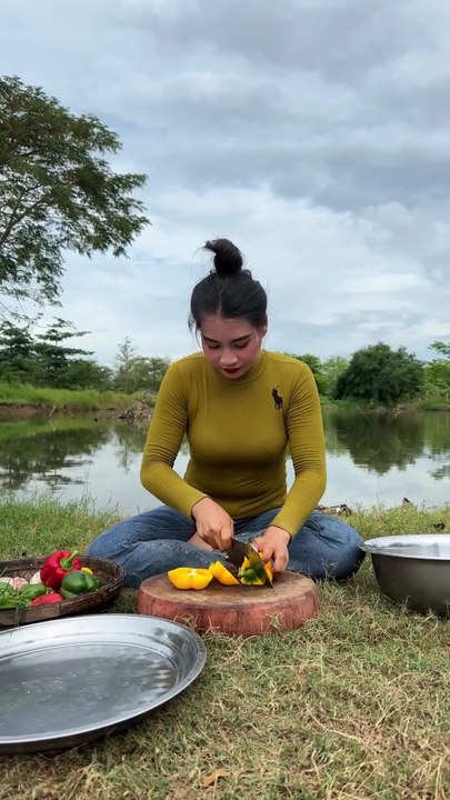 Best Crispy Chicken Recipe Ever! Golden Crunch + Healthy Fresh Veggies
