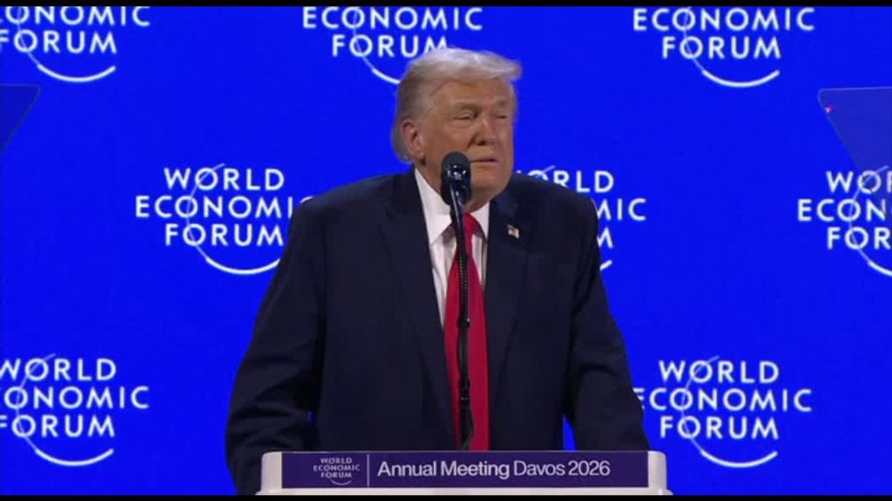 Groenlandia, Trump: "Tutto quello che voglio è un pezzo di ghiaccio"