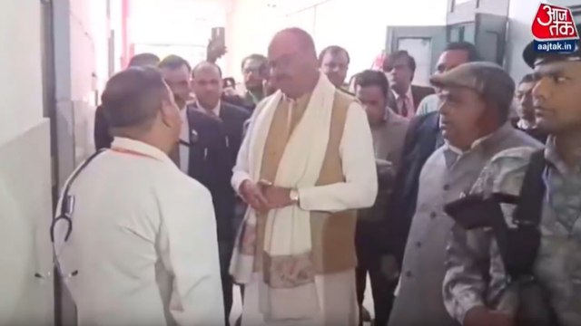 UP के डिप्टी CM ब्रजेश पाठक ने CHC अस्पताल का किया दौरा, अस्पताल अधीक्षक और सीएमओ को लगाई फटकार