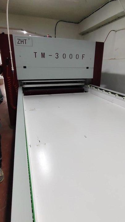 Nous recommandons vivement la machine de fabrication de couvertures en PVC à membrane ZHT – un excellent rapport qualité-prix ! #ZHTmachine