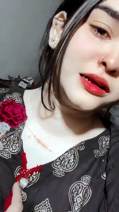 hot girl crying video