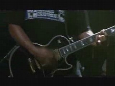 Lofofora-Ici ou ailleurs Lames de fond Cigale Paris