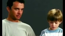 Tom Hanks helps a young Haley Joel Osment 🥺