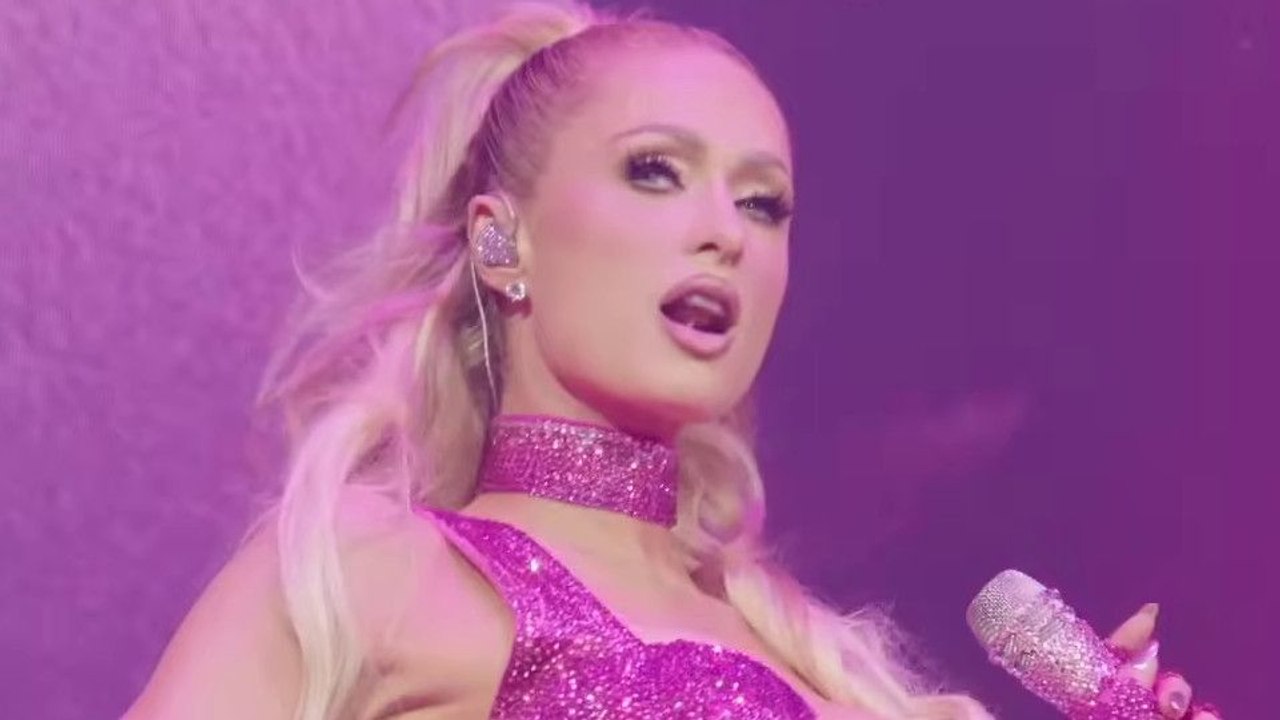 Infinite Icon: A Visual Memoir Trailer OV