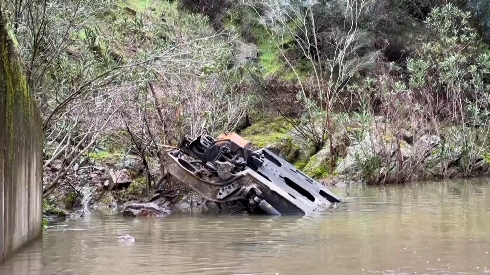 Guardia Civil investiga la pieza de 10 toneladas de un tren hallada cerca del accidente de Adamuz
