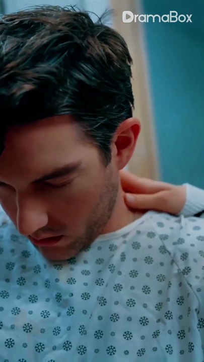 After a car accident, she gave up her studies and waited three years. When she woke up, I gave her the wedding of the century!