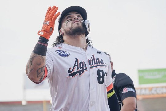 Andrés Chaparro llegó a siete jonrones en el Round Robin