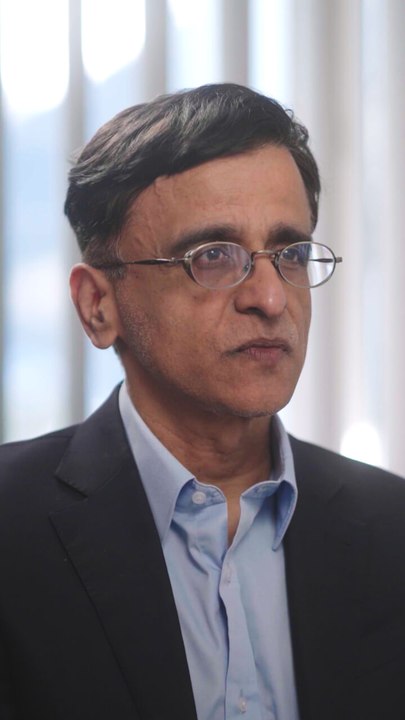 Snowflake CEO: Being "precise" about AI's ROI is key for real gains