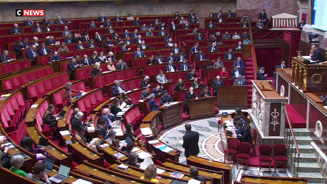 Ambiance électrique à l'Assemblée nationale entre plusieurs députés RN et LFI
