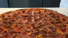 2FT meat lovers pizza! 😮‍💨