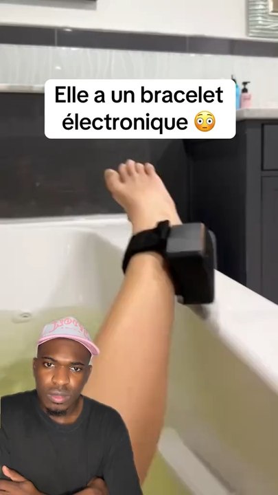 Pourquoi l’eau est jaune ? 🤔