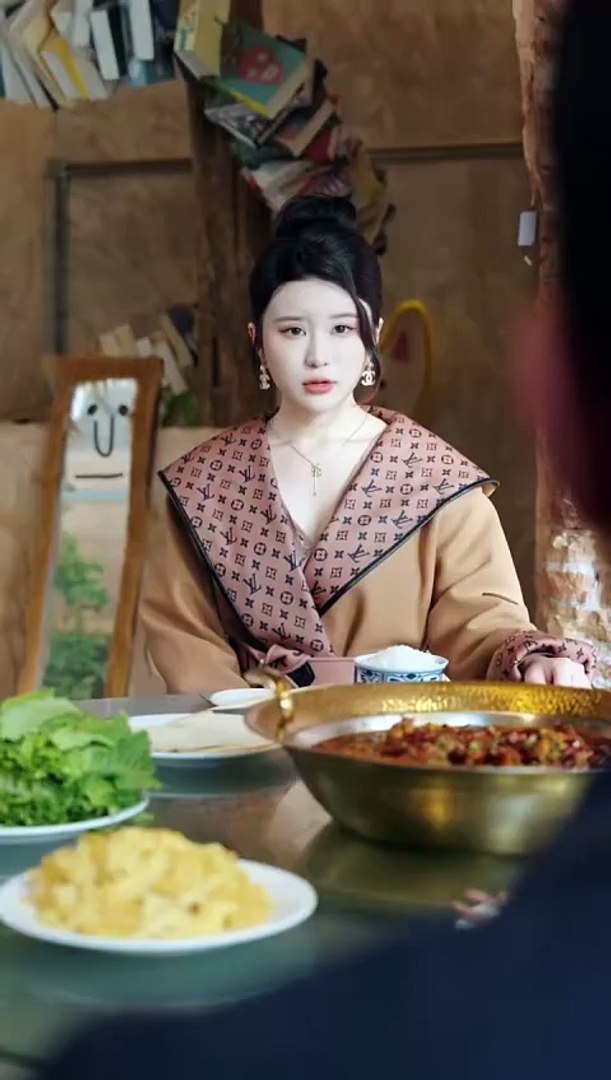 ⁣Chinese Short Drama The higher the appearance, the greater the reward.
