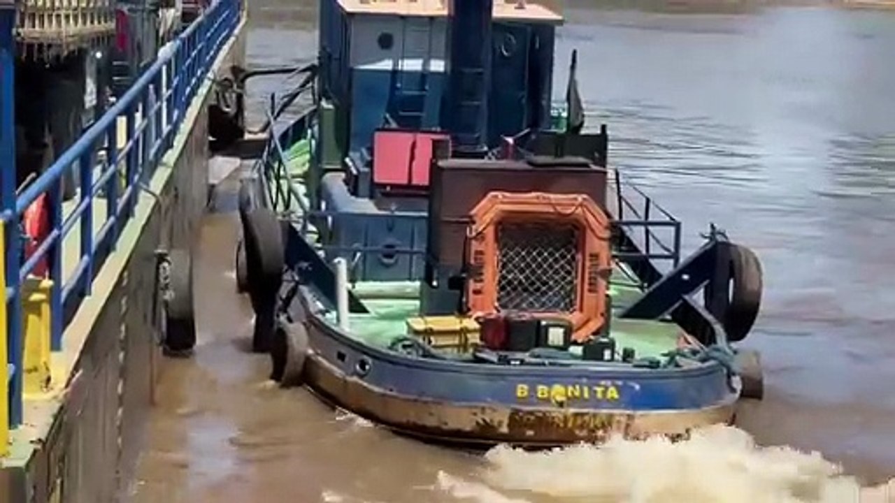 Balsa no rio Piquiri passa a operar 24 horas, mas espera ainda pode chegar a duas horas