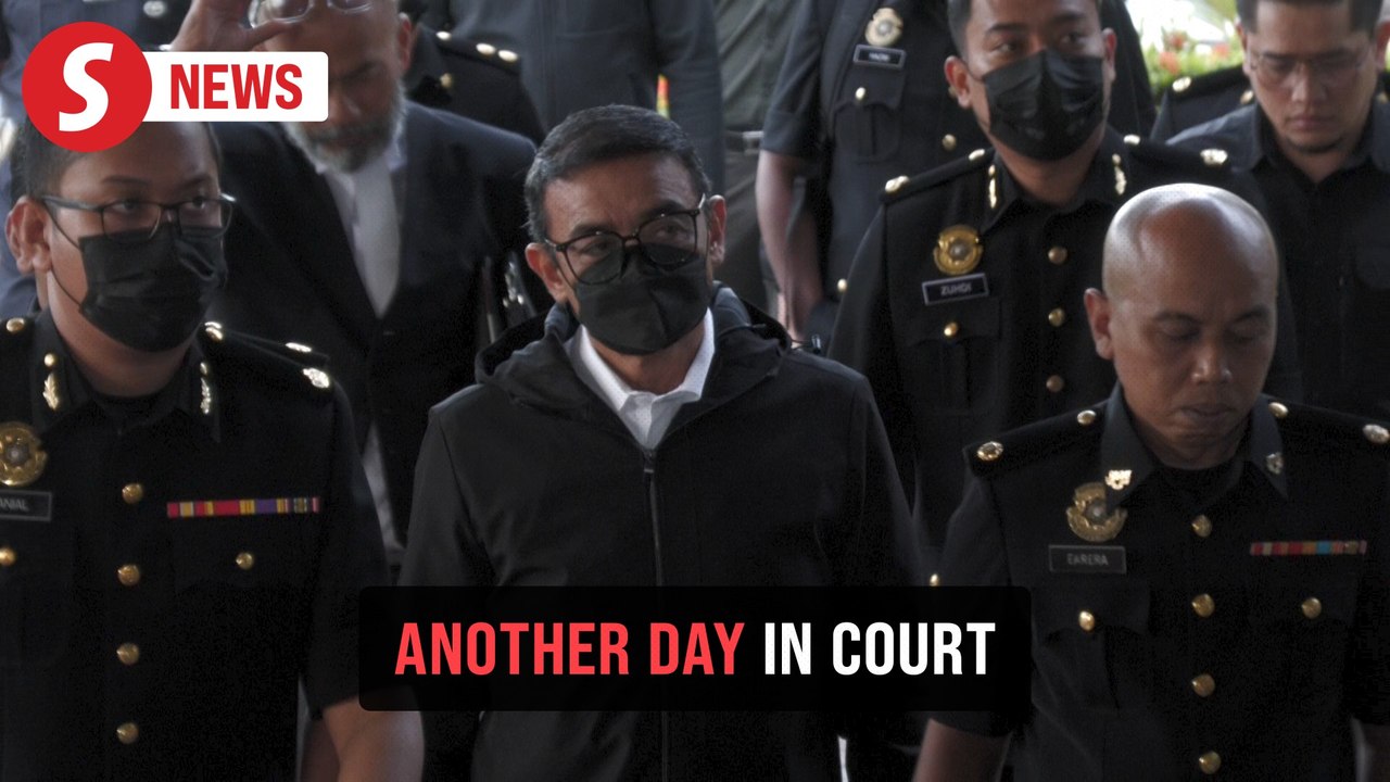Ex-army chief faces money laundering charges at Shah Alam sessions court