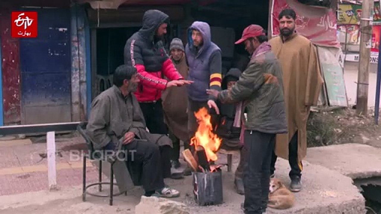 گلمرگ سمیت وادی کشمیر کے دیگر علاقوں میں تازہ برف باری، بارش اور تیز ہواؤں نے قہر برپا کر دیا