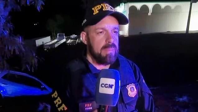 PRF comenta apreensão de EcoSport carregada de maconha após perseguição na BR-277; carro foi roubado no RS