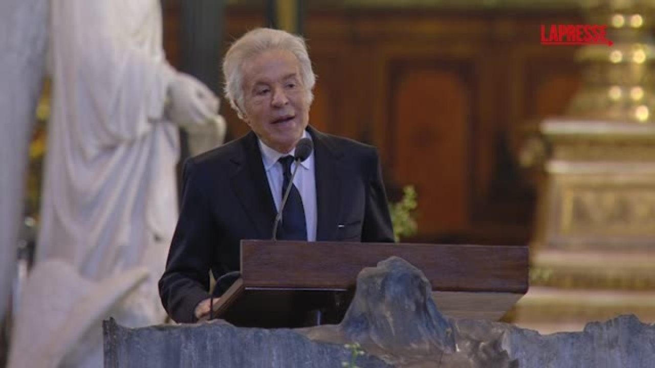 «Voglio ringraziare Valentino per avermi insegnato la bellezza»: il discorso di Giammetti ai funerali, in italiano e inglese