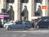 Funerali di Valentino, l'arrivo del feretro alla Basilica di Santa Maria degli Angeli a Roma
