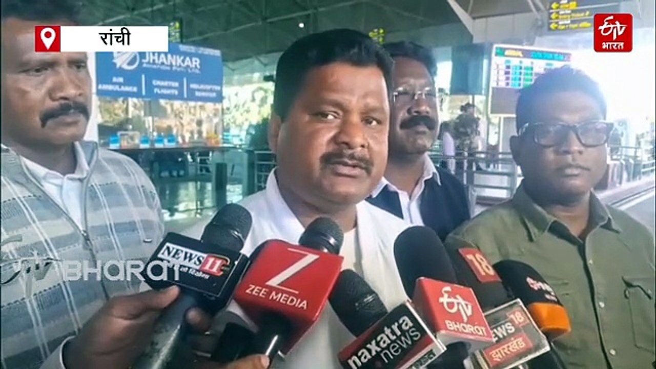 झारखंड कांग्रेस में असंतोष, 5 विधायकों ने दिल्ली में आलाकमान के सामने जताई नाराजगी, रांची लौटे