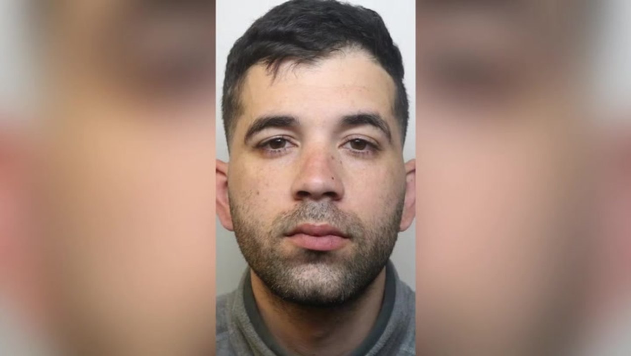 Watch: Leader of violent phone-snatching gang is arrested in bed over Tube crime spree