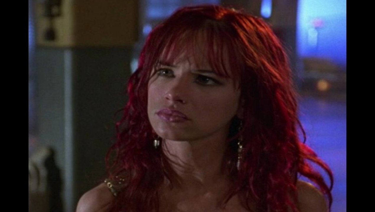 Juliette Lewis Resemblance To Tom Hanks & Kurt Russell? Forrest Gump & Elvis Presley