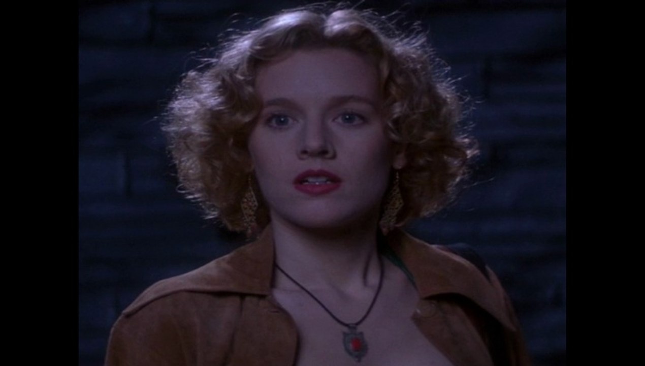 Actress Penelope Ann Miller Resemblance To Sigourney Weaver & Robert Redford? The Meyerowitz Stories