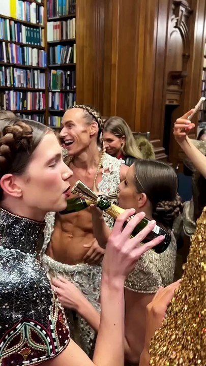 Backstage of the Annie’s LFW show ❤️ #anniesibiza #fashion #moet #londonfashionweek #backstage #bts