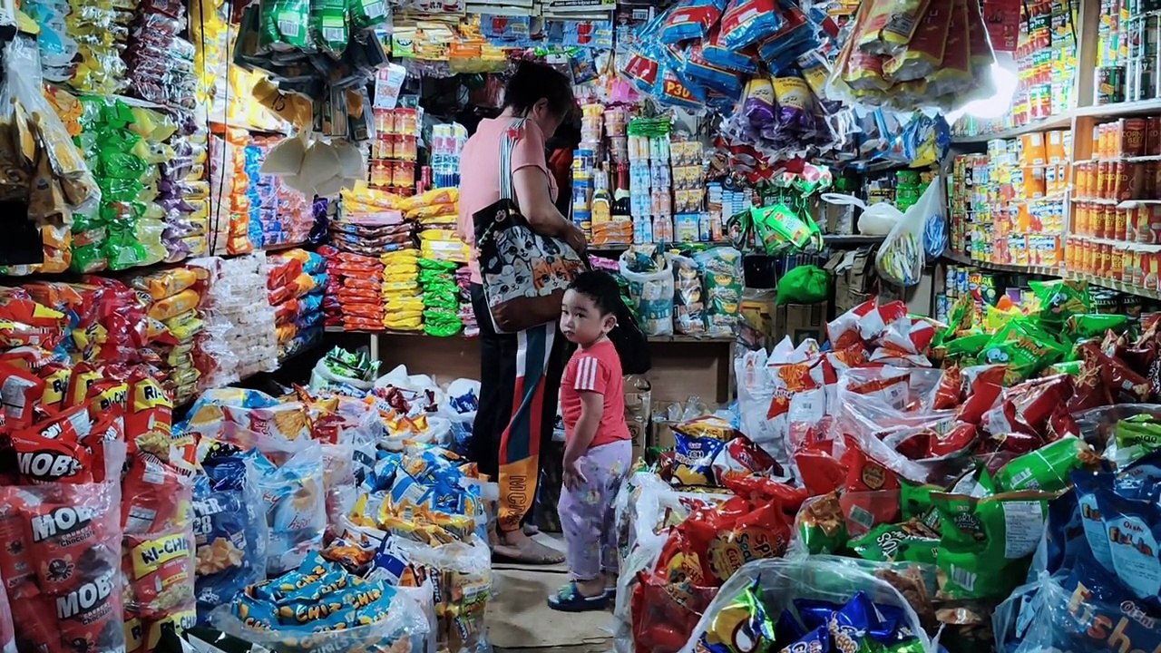 Part 2: Grocery Shopping in the City with Mama Virgie, Uncle Jun, Mike, and Baby Isaiah! 🛒🏙️