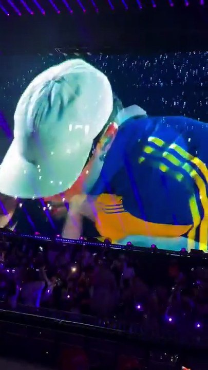 Bad Bunny NO ME QUIERO CASAR” en Medellín, Colombia🐰