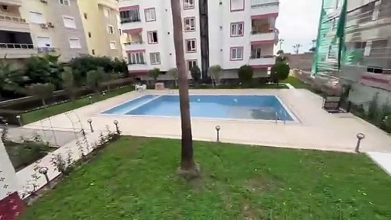 Luxuswohnung in Mahmutlar – Direkt am Meer, voll möbliert!