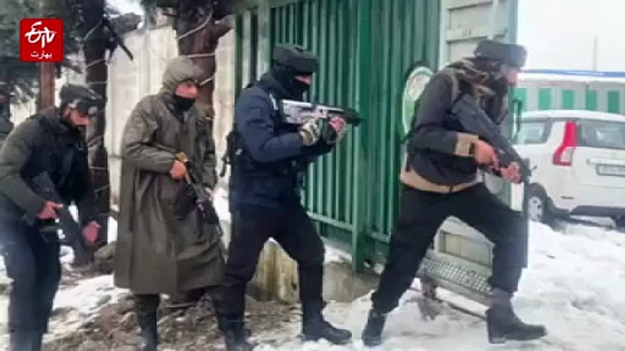 سیکیورٹی خدشات کے پیش نظر لاسِی پورہ میں پولیس اور سی آر پی ایف کا مشترکہ سرچ آپریشن