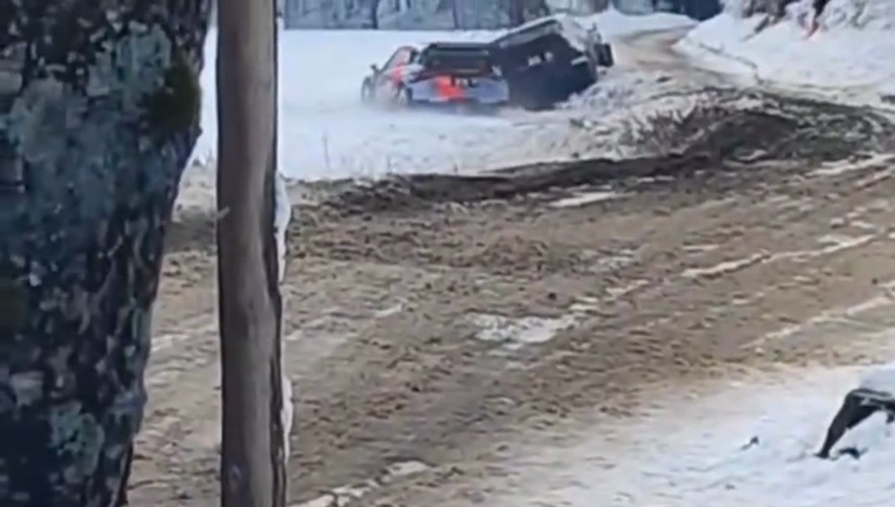 WRC Monte Carlo 2026 SS12 Paddon Almost Hit Pajari Car