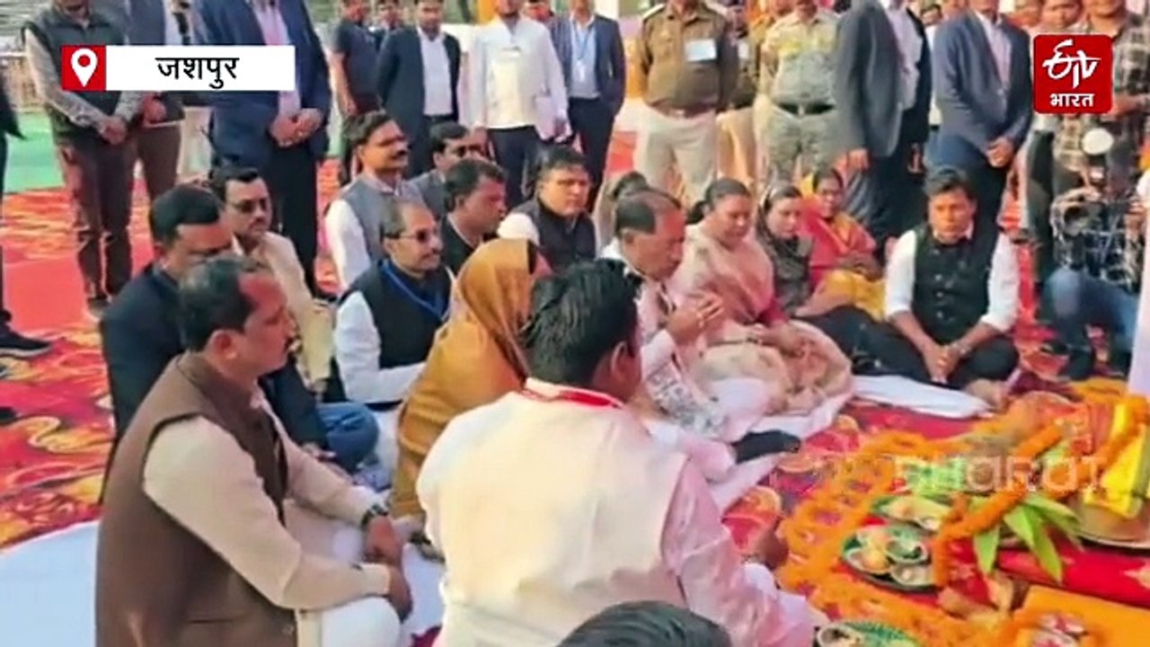 जशपुर पहुंचे सीएम विष्णु देव साय, सायकोतबा में 51 करोड़ 73 लाख के 28 विकास कार्यों का लोकार्पण और भूमिपूजन किया