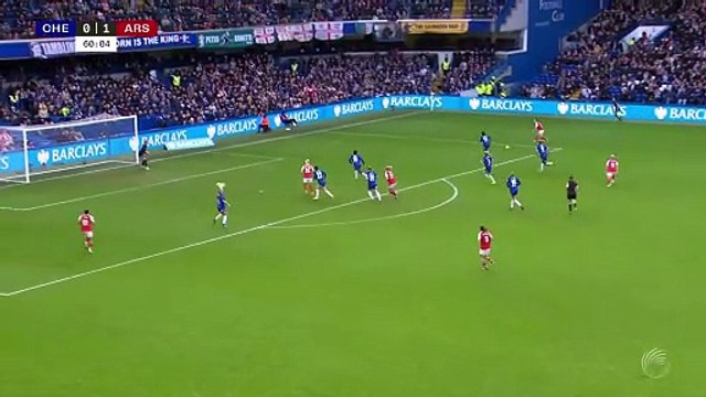 Caldentey completes slick Arsenal move to extend lead