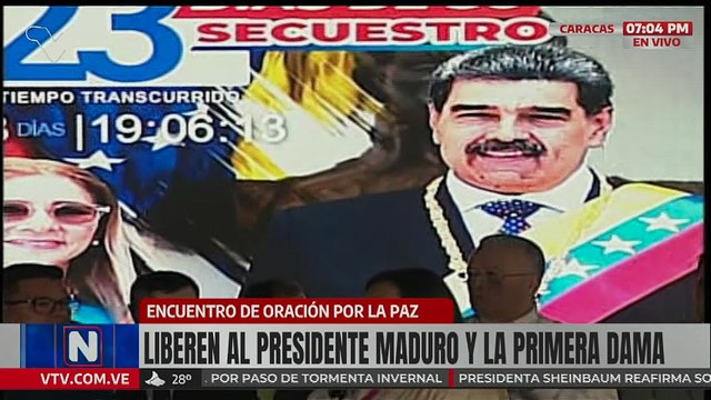 Miles de venezolanos se congregan en la Plaza Bolívar de Caracas para elevar oraciones por la paz