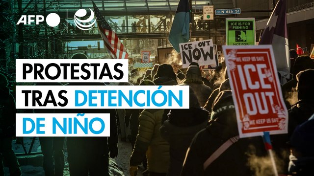 Manifestantes desafían en Mineápolis las redadas antiinmigración tras detención de un niño