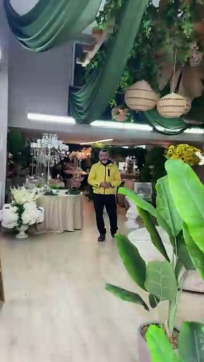 Çiçek Denilince Kapris Çiçek Kapris Murat Sektöre Damgasını Vuruyor Telefon Aşağıda