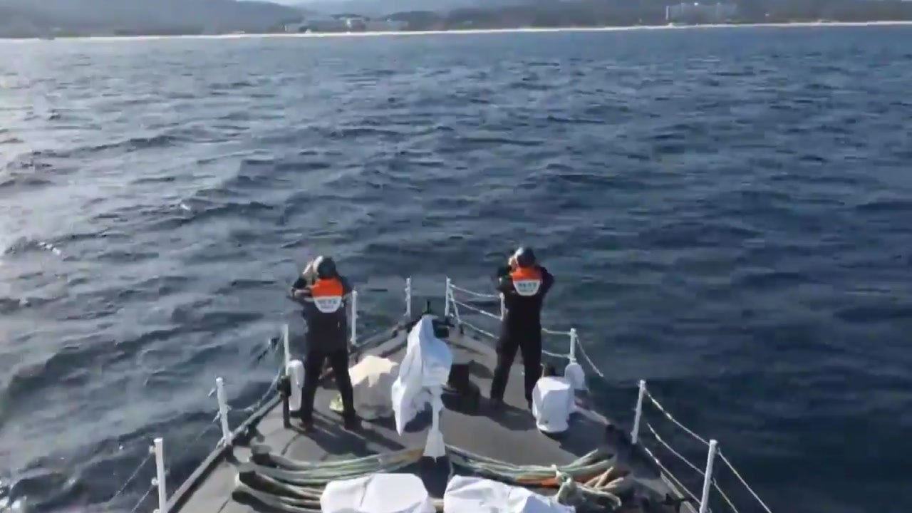 강원 양양 기사문항 앞바다 70대 선장 실종...해경, 수색 중 / YTN