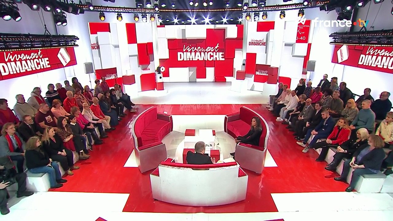 Karine Le Marchand dans "Vivement Dimanche" avec Michel Drucker ©France Télévisions