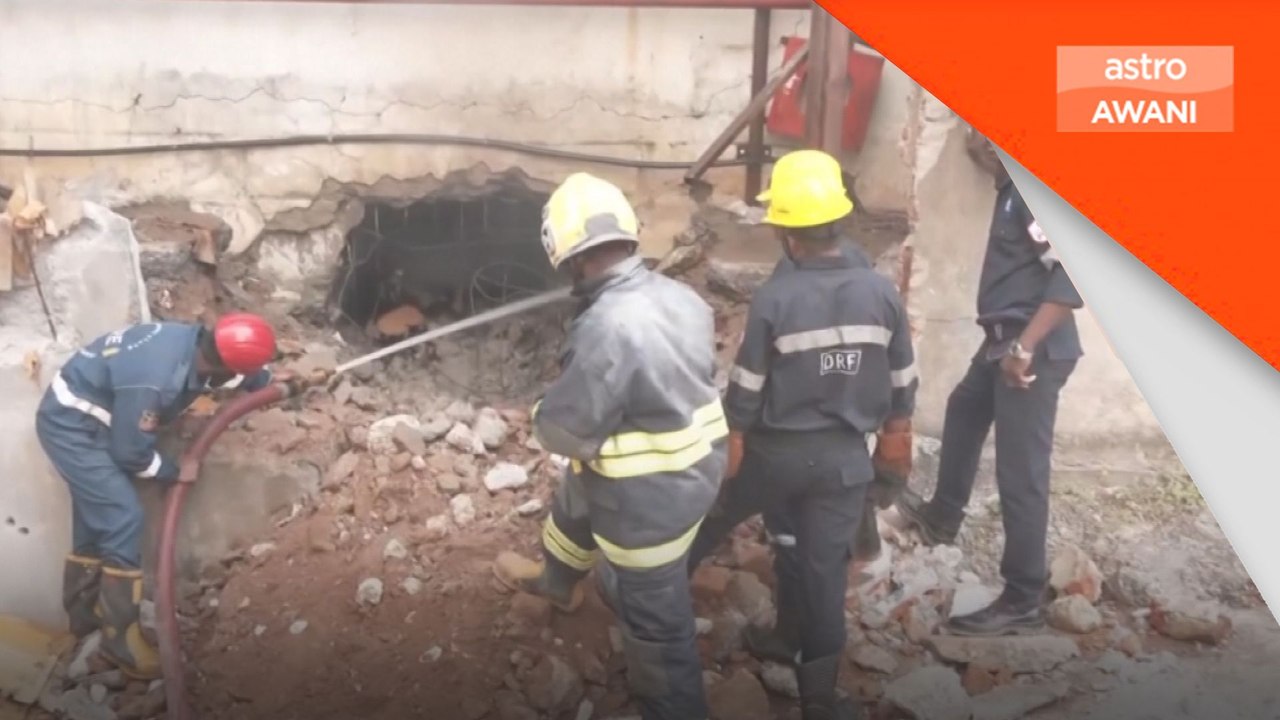 Lima termasuk dua kanak-kanak rentung, kedai terbakar