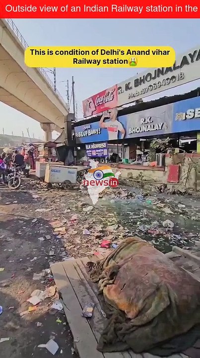 Outside view of an Indian Railway station in the capital Del... [Video]