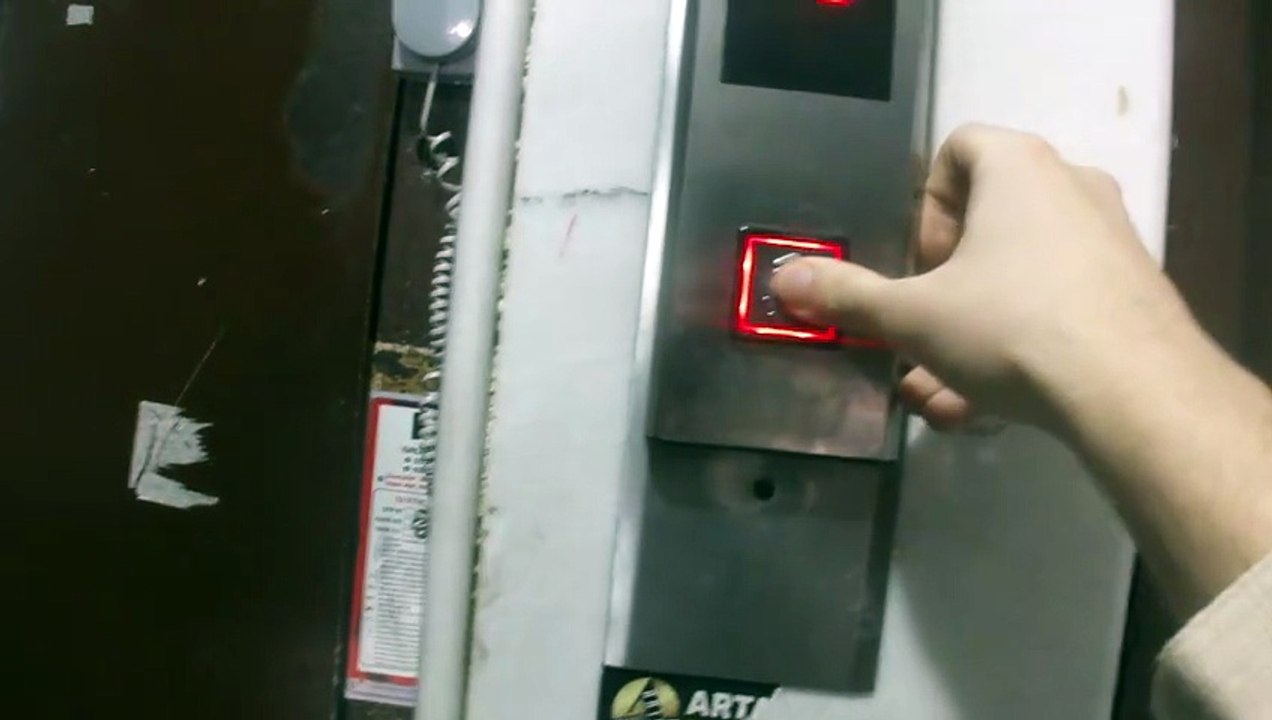 70s old mod broken innerdoors elevator in konak izmir