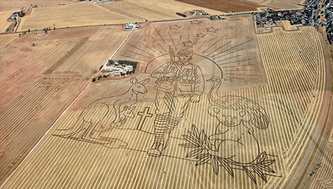 Paddock artwork honours Australia Day and ANZAC spirit