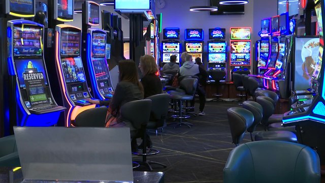 Experts warn Tasmania’s new ‘ticket-in-ticket-out’ pokies scheme is not enough to reduce gambling harm