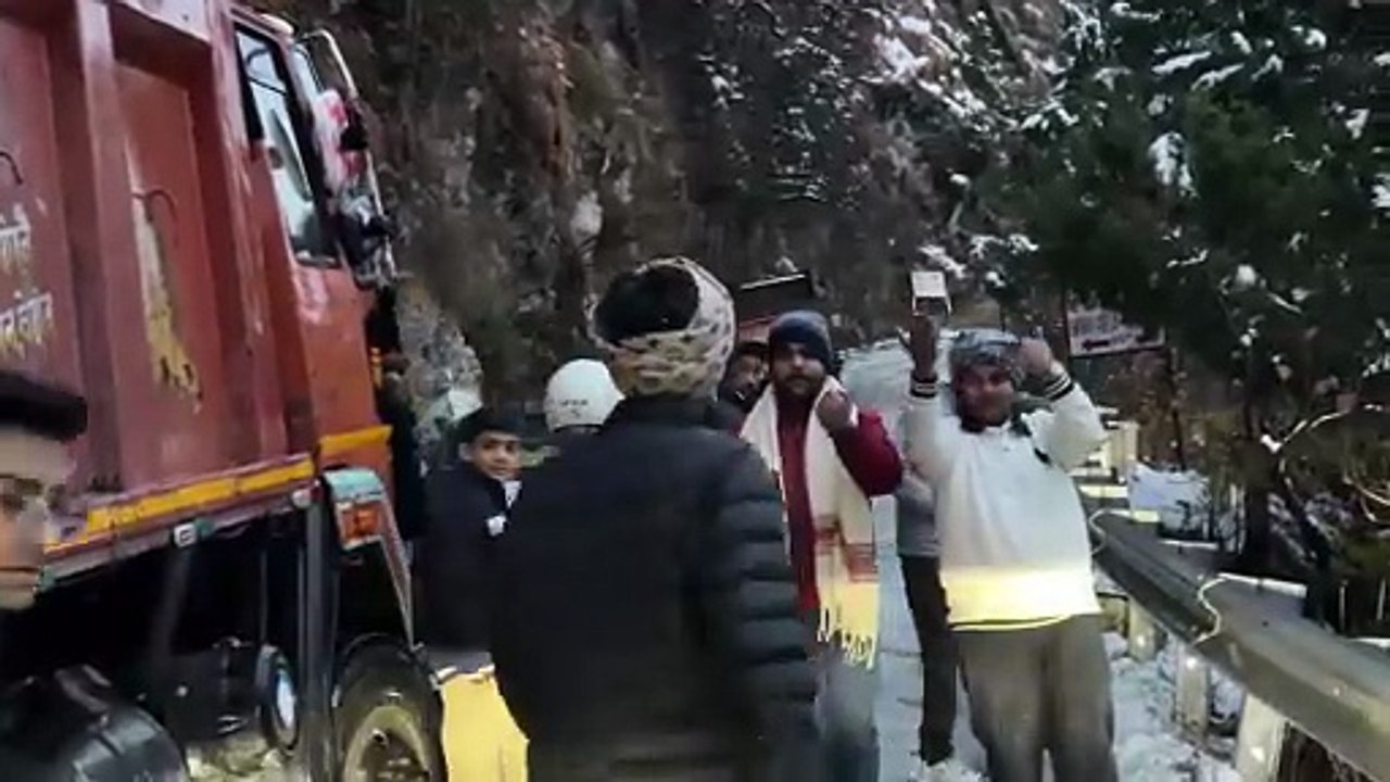 Avantika Ne Kya KarDiya 😲 G Wagon K Sath